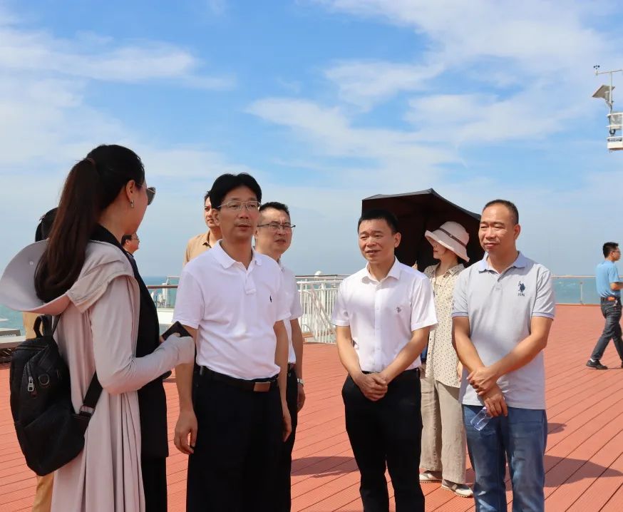 揭牌!“人大代表海上会客厅”在闽投1号·福鱼荟设立 揭牌!“人大代表海上会客厅”在闽投1号·福鱼荟设立