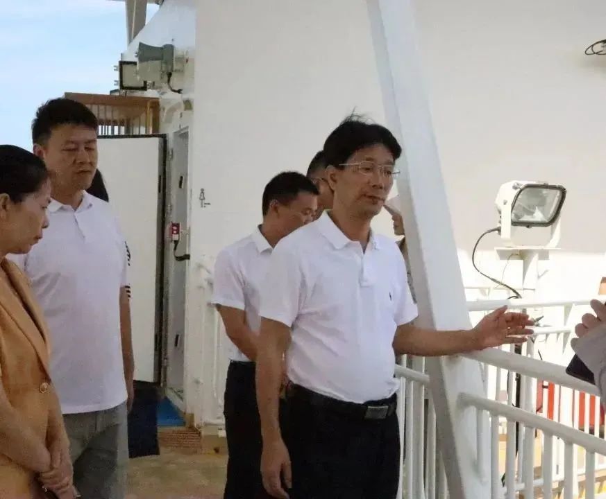 揭牌!“人大代表海上会客厅”在闽投1号·福鱼荟设立 揭牌!“人大代表海上会客厅”在闽投1号·福鱼荟设立