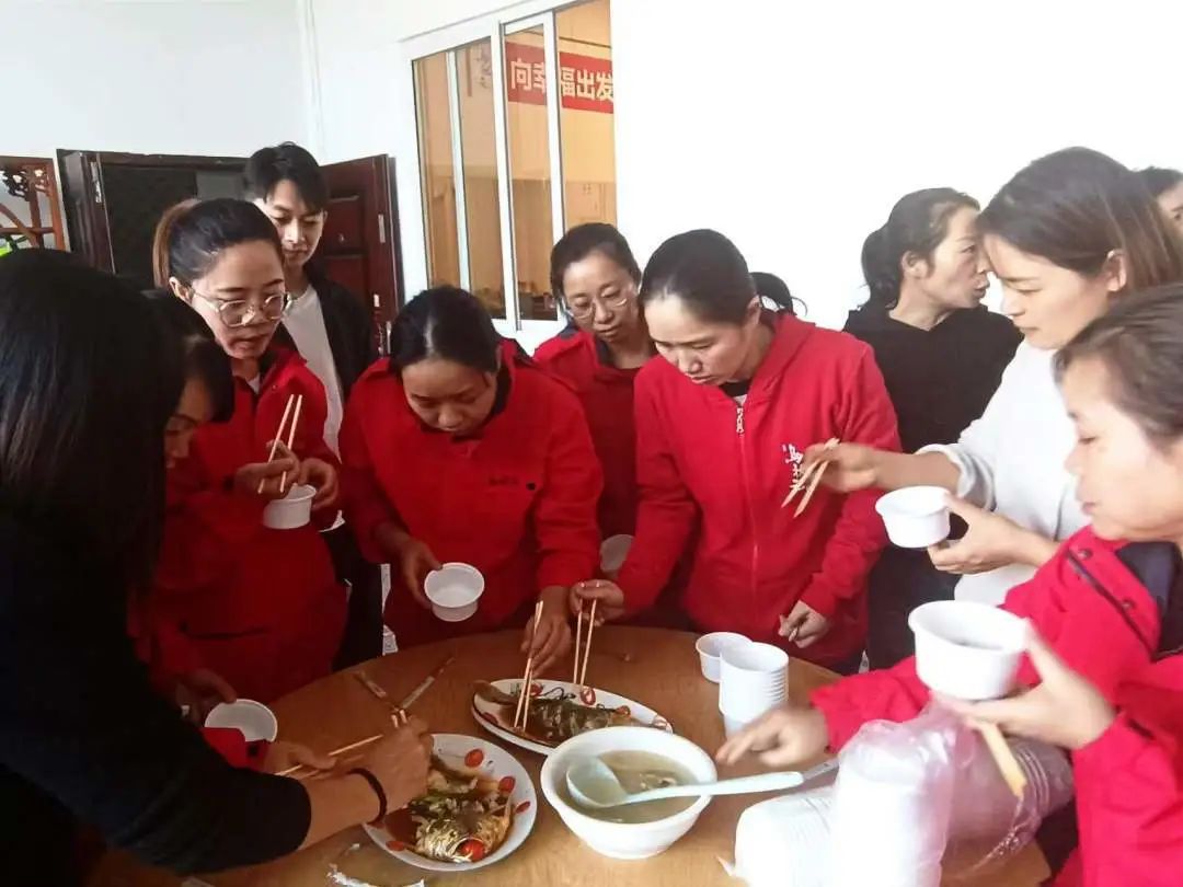 热烈庆祝!福鱼荟入驻乌状元,第一波大黄鱼售空 热烈庆祝!福鱼荟入驻乌状元,第一波大黄鱼售空